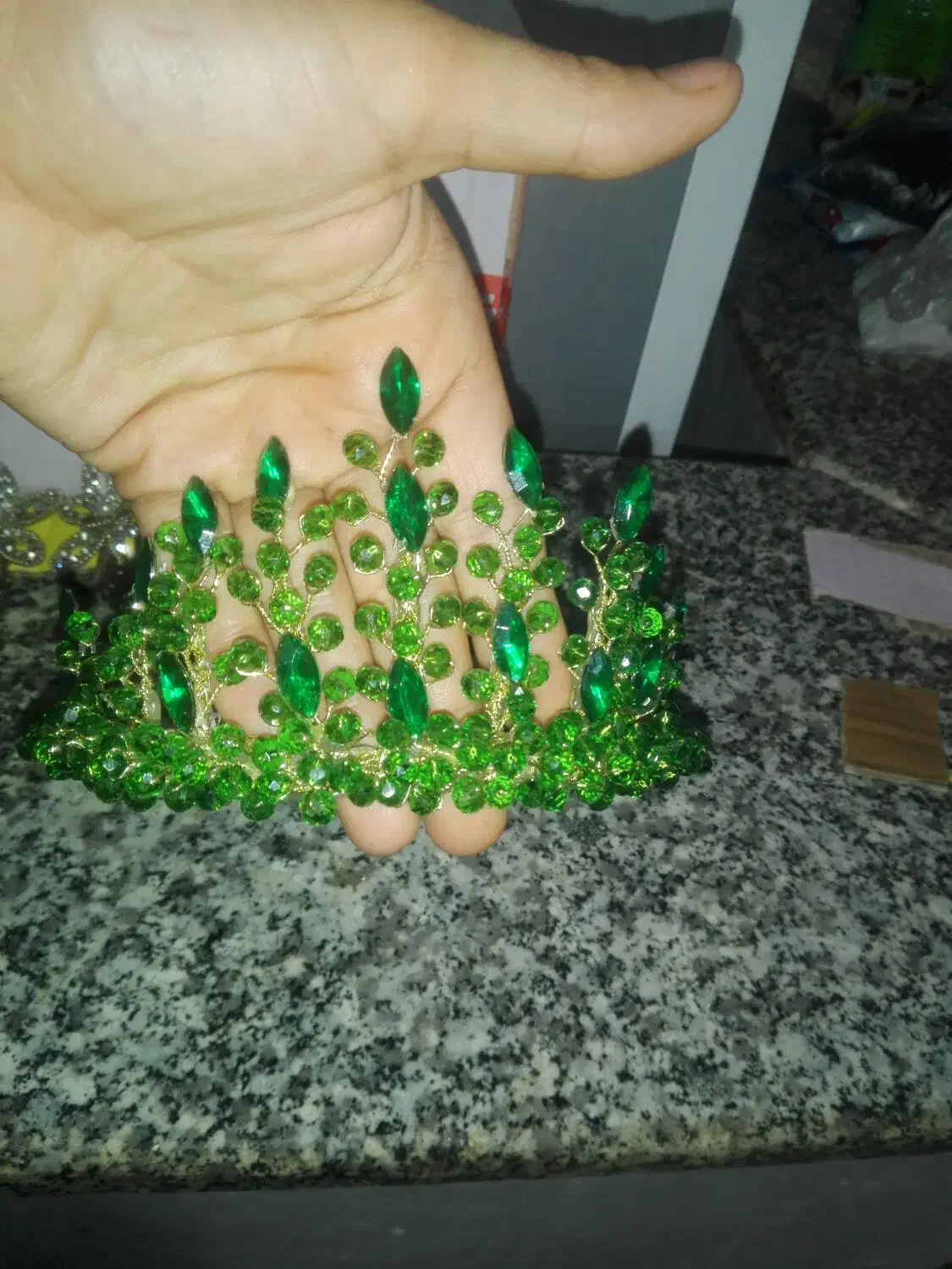 تعدادی تل یلدایی و تاج وگیره|زیورآلات و اکسسوری|ساری, |دیوار