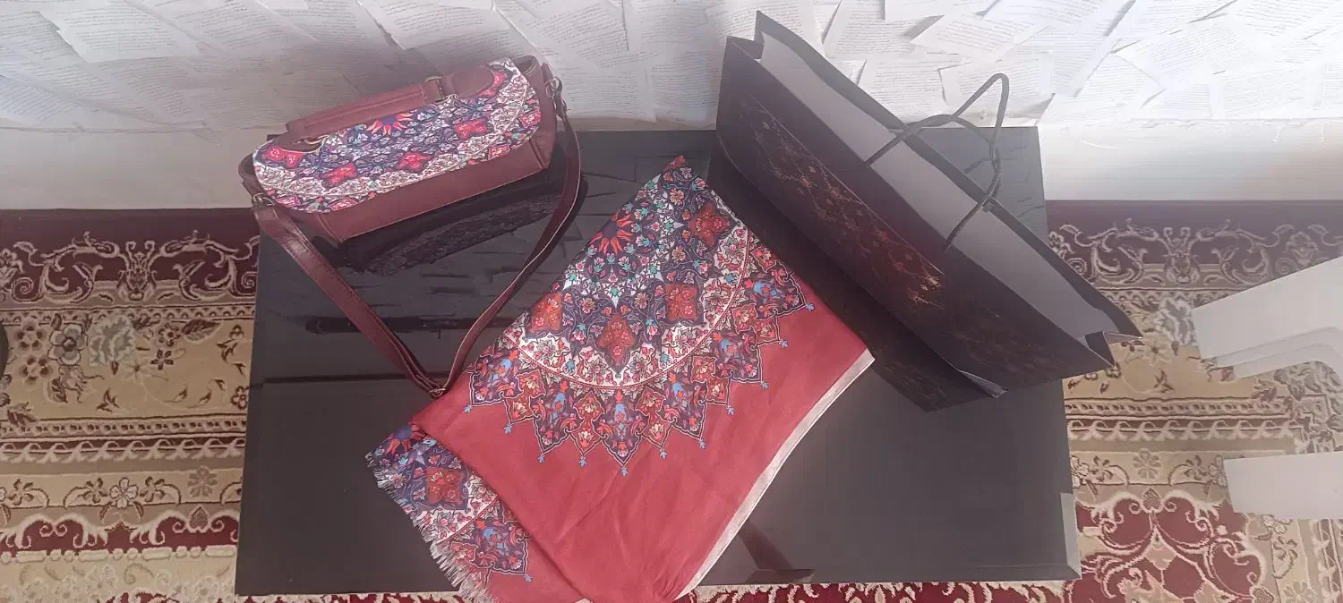 شال و کیف|کیف، کفش، کمربند|نیشابور, ابراهیمی|دیوار