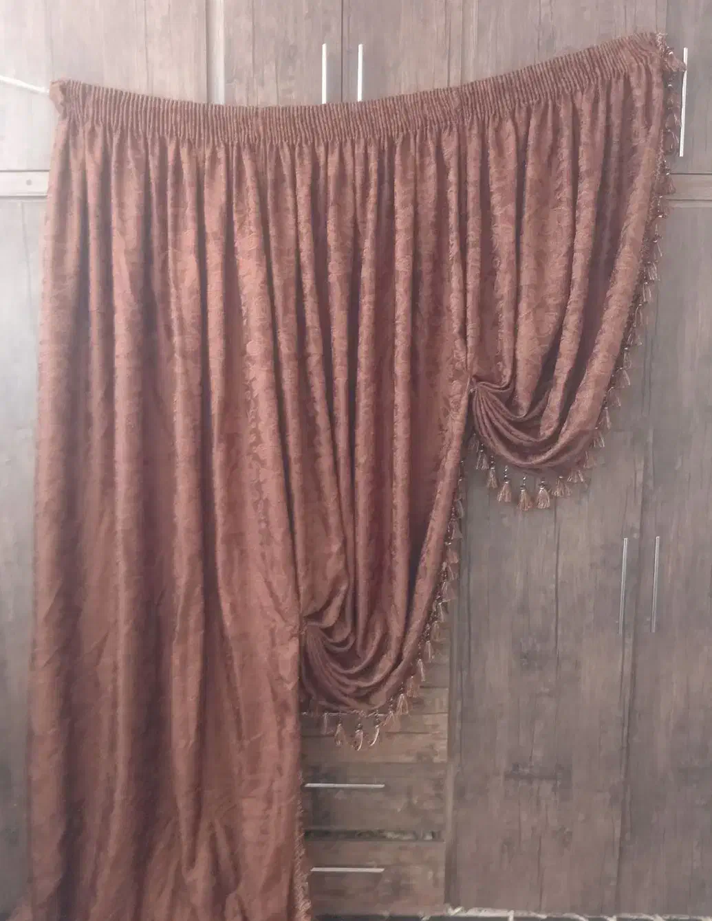 دستک پرده|پرده، رانر، رومیزی|نیشابور, گنبد سبز|دیوار