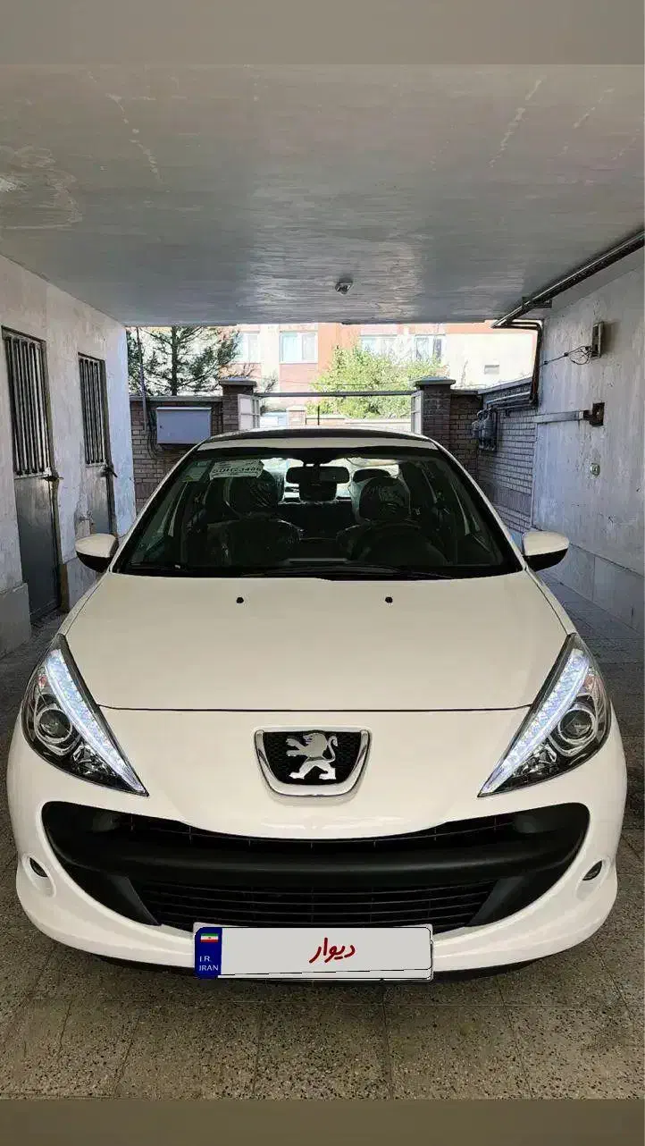 پژو ۲۰۷ پاناروما سقف شیشه ای مدل ۴۰۴ ارتقا یافته|خودرو سواری و وانت|مشهد, آزادشهر|دیوار