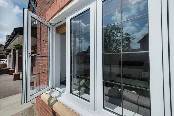 درب و پنجره UPVC|خدمات پیشه و مهارت|کیش, |دیوار