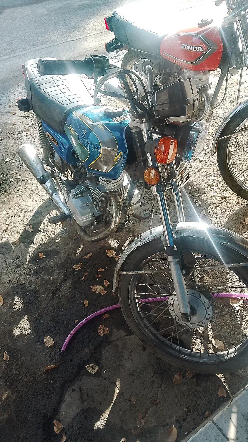 یک دستگاه موتور سیکلت مزاییده مدل ۸۷|موتورسیکلت|هشتگرد, هشتگرد قدیم|دیوار