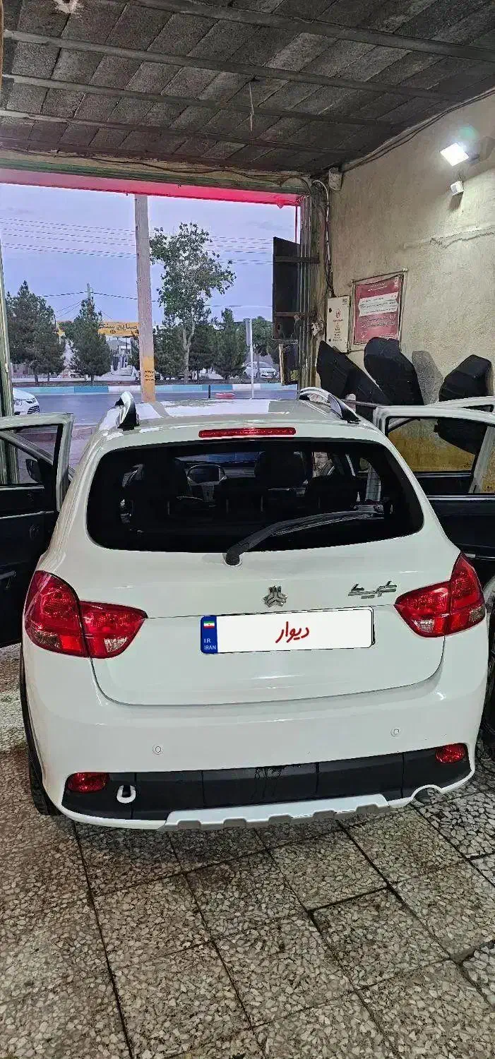 کوئیک اتوماتیک فول پلاس 1402|خودرو سواری و وانت|اصفهان, برازنده|دیوار