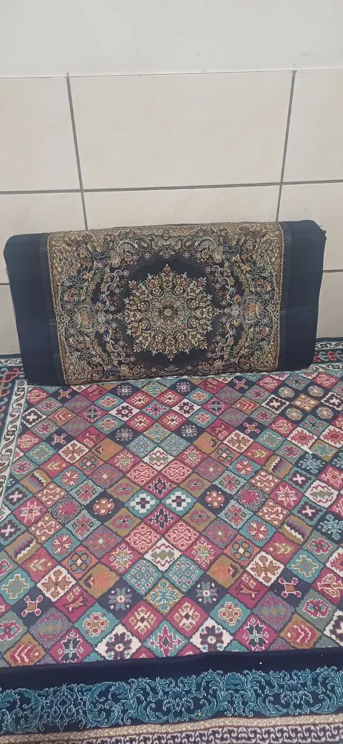 پشتی|پشتی|شیراز, شهرک کوشکک|دیوار