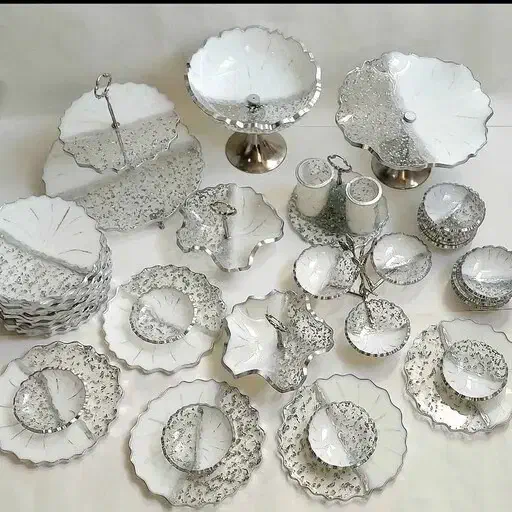 سرویس ظروف پذیرایی ۶نفره جهیزیه عروس|ظروف سرو و پذیرایی|قم, بلوار امین و ساحلی|دیوار