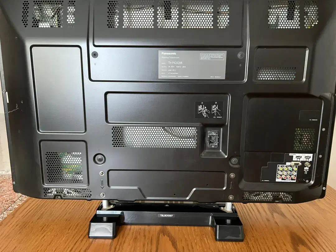 تلویزیون ال سی دی پاناسونیک|تلویزیون و پروژکتور|آمل, |دیوار