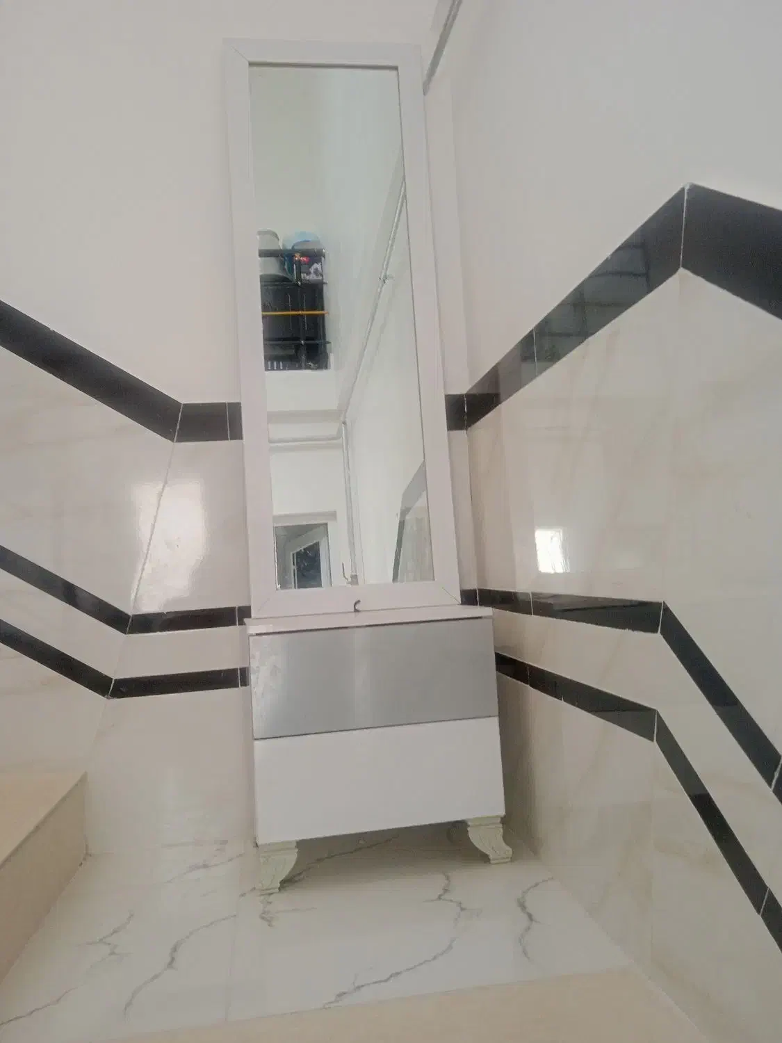 اینه کشو دار|آینه|دیواندره, |دیوار