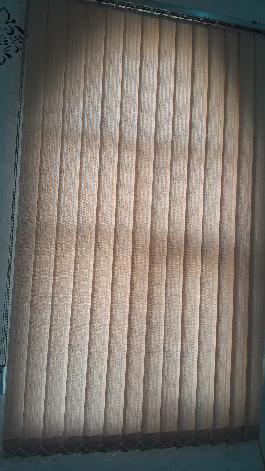 پرده عمودی سالم کرم رنگ|پرده، رانر، رومیزی|بروجرد, |دیوار