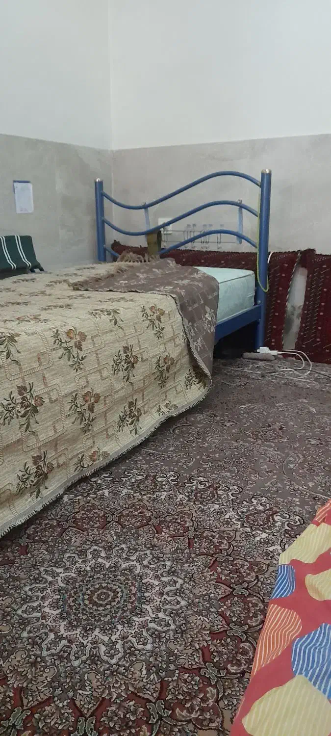 تخت آهنی|تشک تختخواب|تهران, فرزانه|دیوار