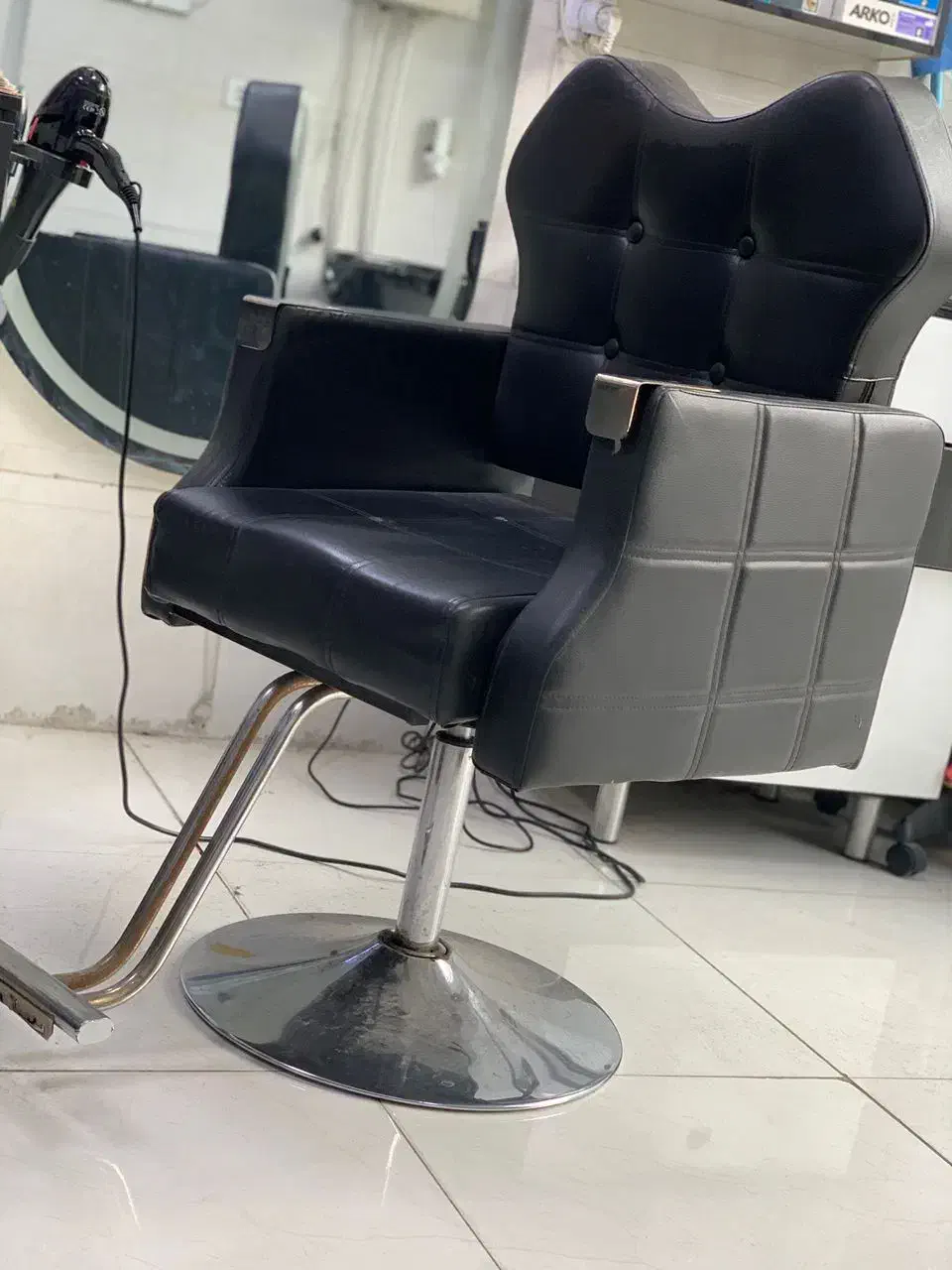 صندلی ارایشگری|آرایشگاه و سالن‌های زیبایی|قرچک, باقرآباد|دیوار