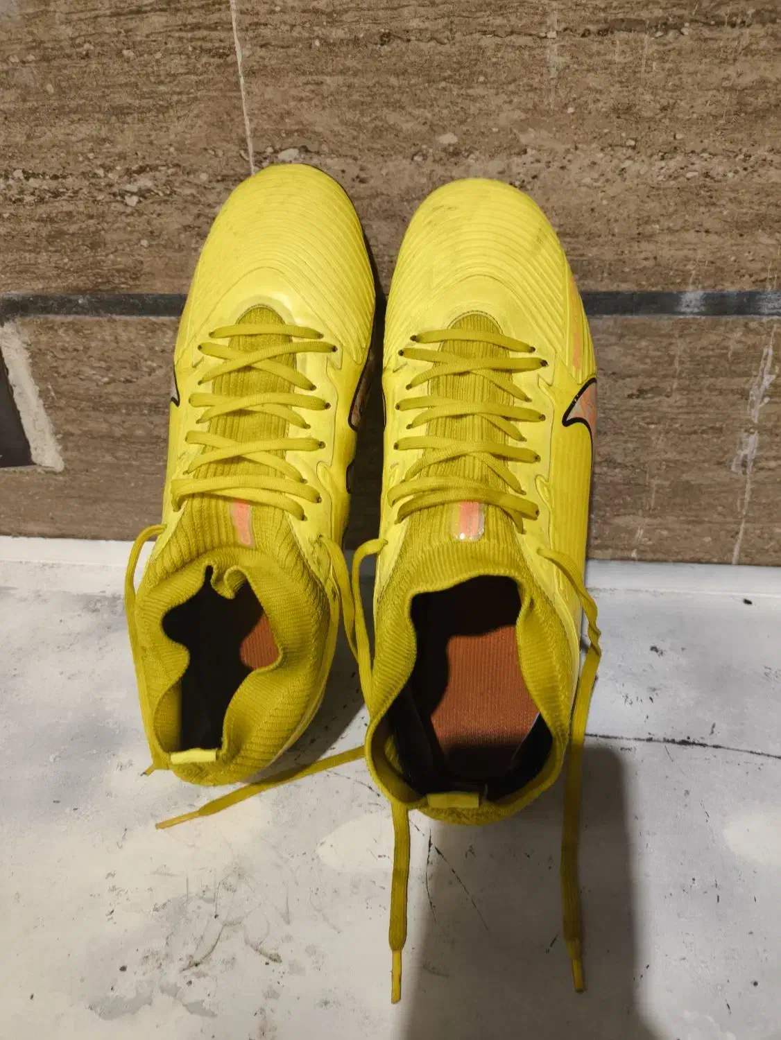 کفش چمنی استوک دار|تجهیزات ورزشی|خرم‌آباد, |دیوار