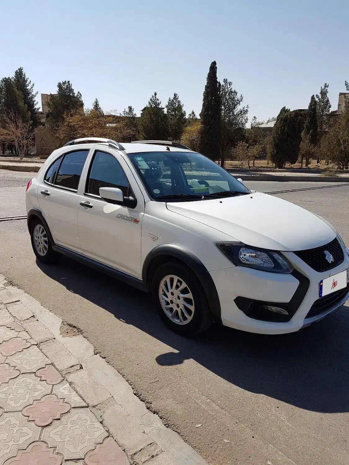 کوییک GXH مدل 1403 کارمندی. خانگی|خودرو سواری و وانت|سیرجان, |دیوار