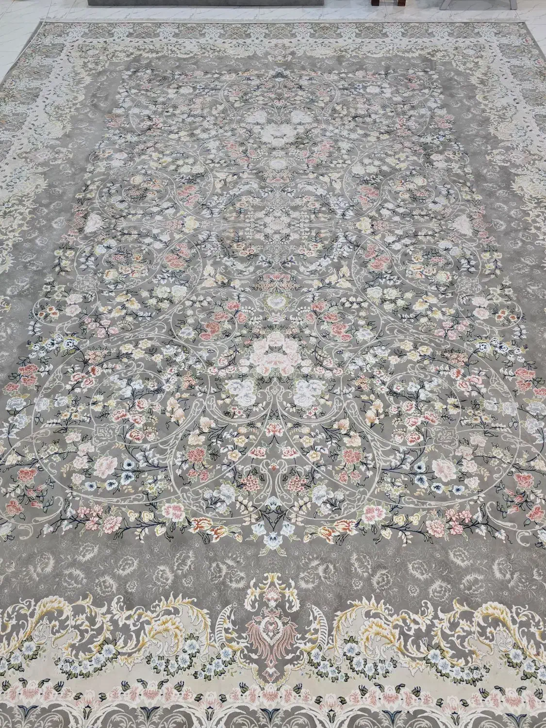 دو عدد قالی ۱۲ متری ۱۲۰۰ شانه|فرش|شهرکرد, |دیوار