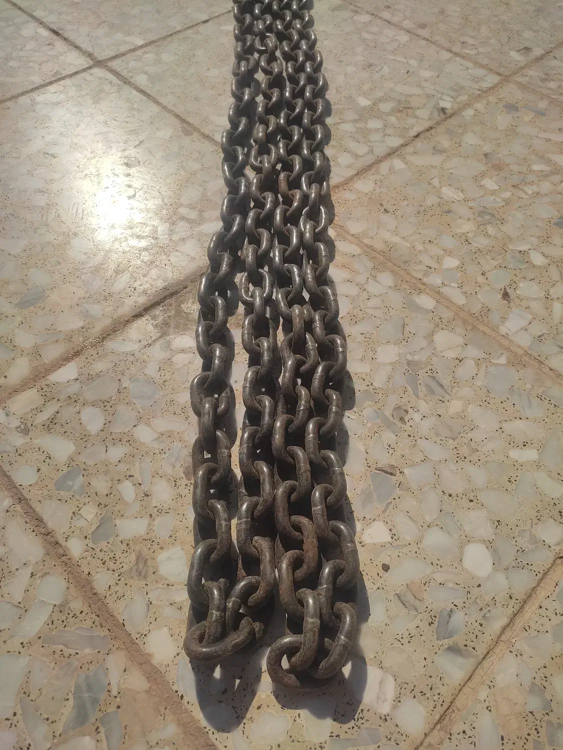 زنجیر جرثقیل|ماشین‌آلات صنعتی|مرودشت, تامین اجتماعی‎|دیوار