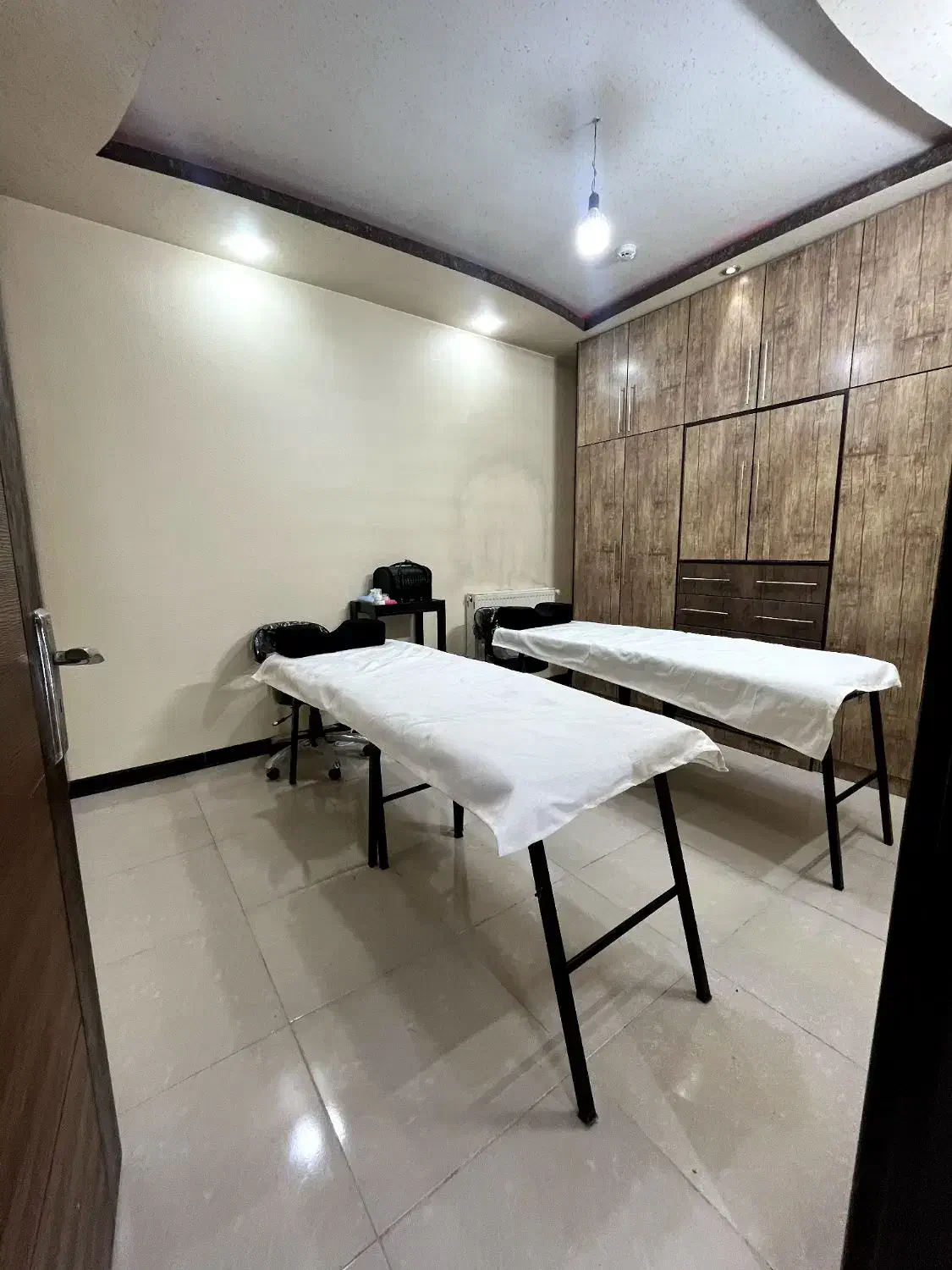 جذب پرسنل حرفه ای سالن زیبایی|استخدام درمانی، زیبایی، بهداشتی|شاهینشهر, عطار|دیوار