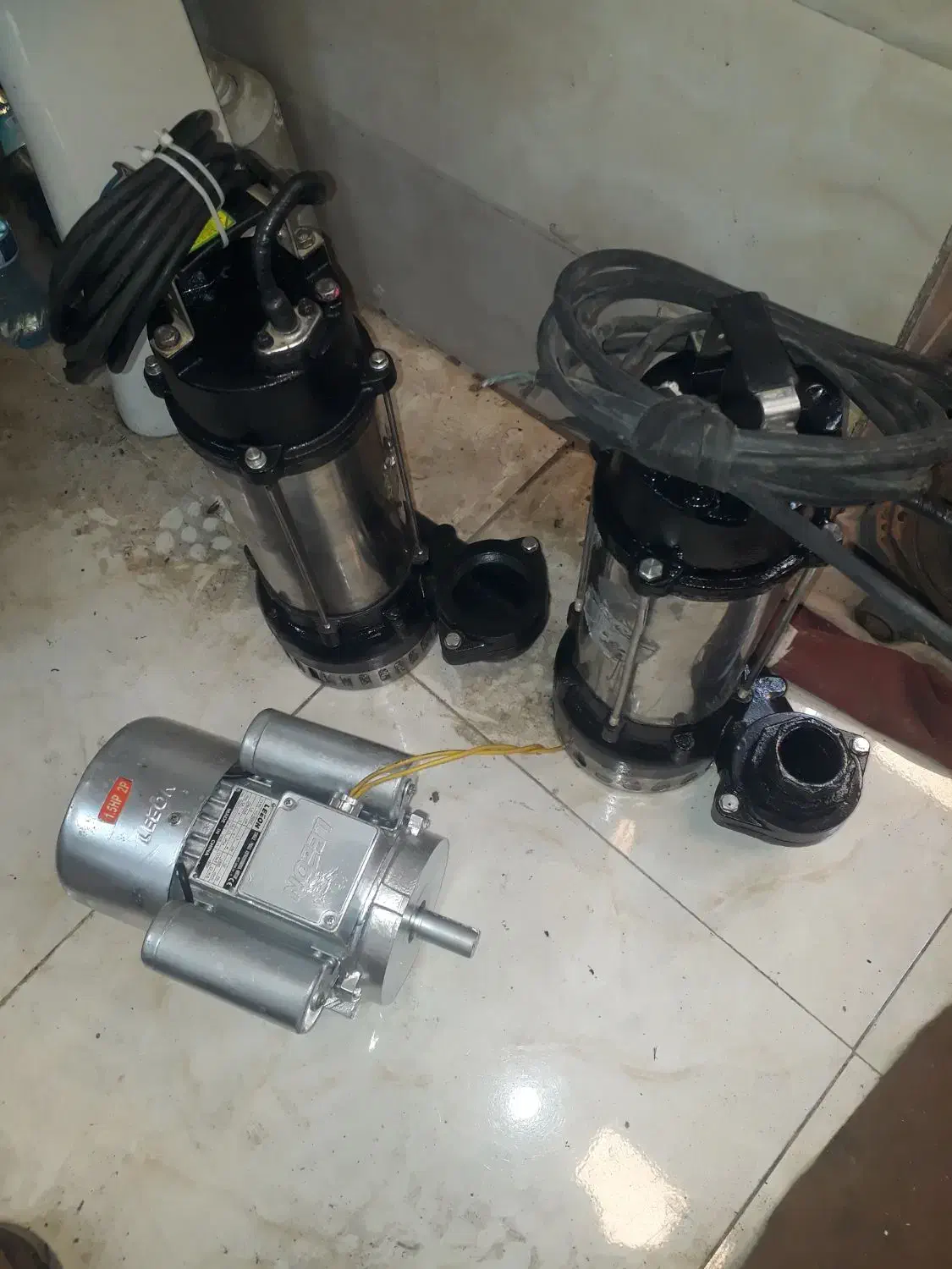 لجنکش|ماشین‌آلات صنعتی|املش, |دیوار