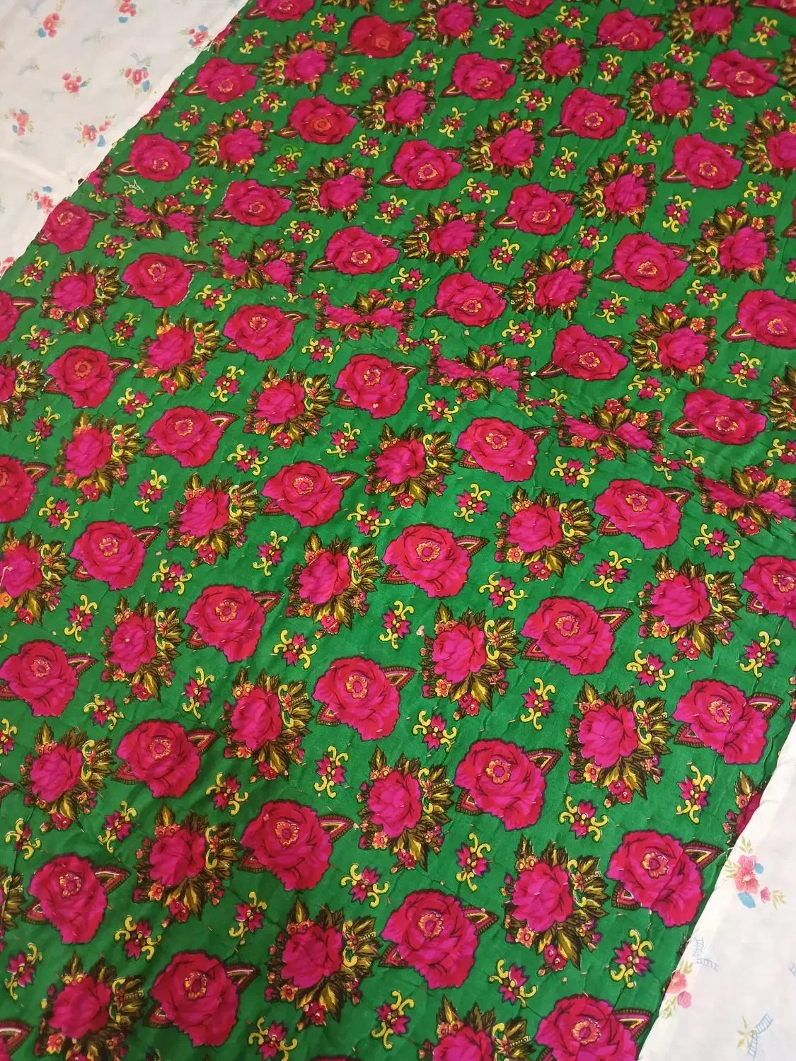 لحاف|رختخواب، بالش، پتو|شوشتر, |دیوار