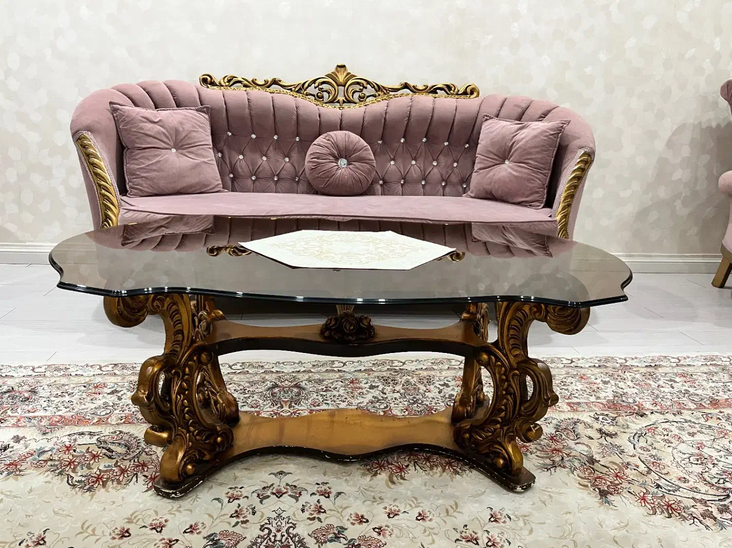 مبل ۷نفره منبت کاری شده|مبلمان خانگی و میز عسلی|رشت, جهاد|دیوار