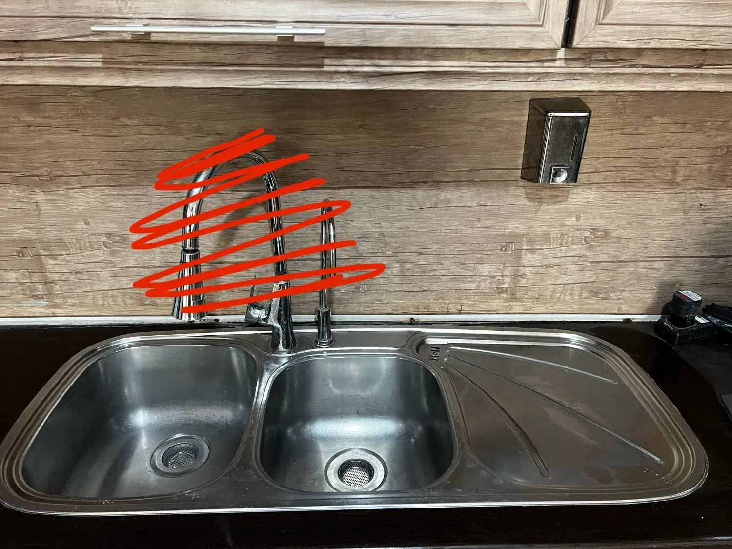 سینک‌و‌ هو‌د شومنیه ای|هود|بندرعباس, |دیوار