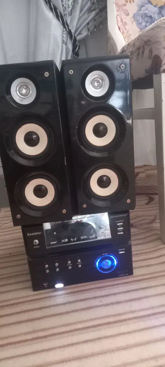 ضبط قدیمی|صوتی و تصویری|قوچان, |دیوار