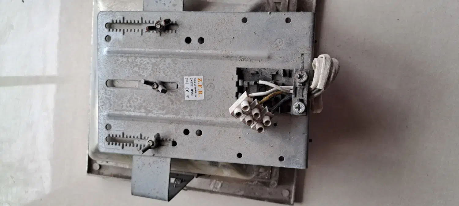 فروش پنل سقفی توکار ۲۰ × ۲۰ با لامپ|لامپ و چراغ|لاهیجان, لیل|دیوار