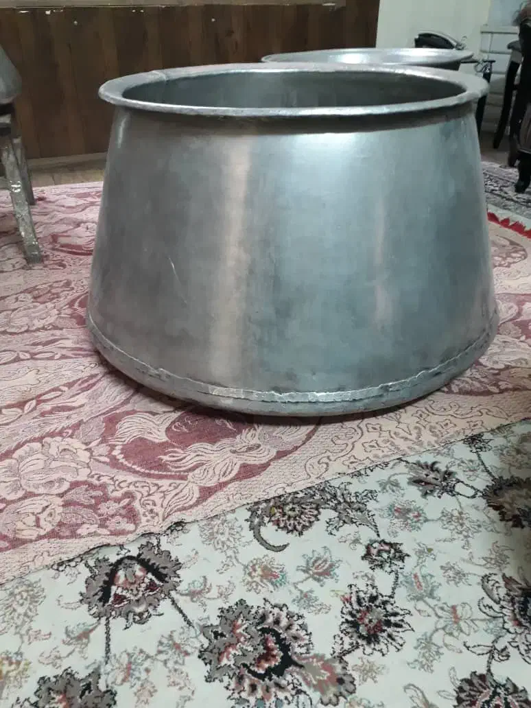 وسایل پخت و پز|ظروف پخت‌وپز|شیراز, انجیر|دیوار