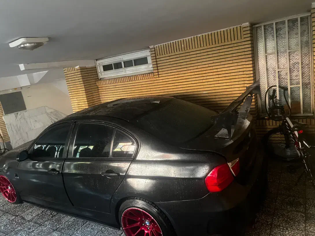 بی ام و ۳۳۰ bmw 330i ۶ سیلندر e90|خودرو سواری و وانت|تهران, آبشار تهران (دریاچه)|دیوار
