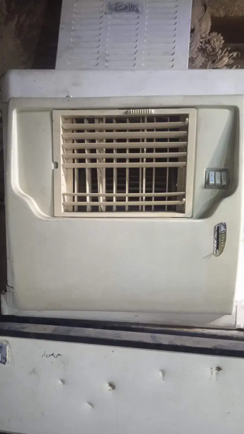 یخچال وفرش وکولر آبی وصندلی گردون وغیره|یخچال و فریزر|تبریز, |دیوار