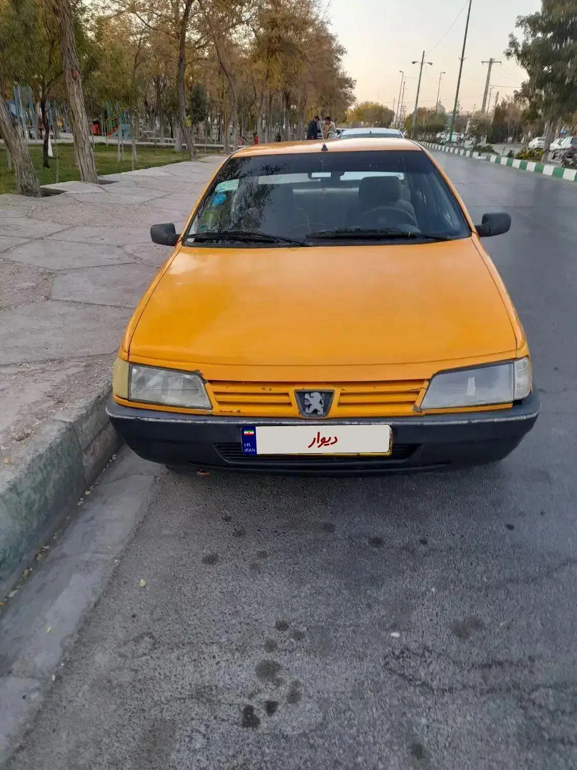 تاکسی اراک مدل ۸۷|خودرو سواری و وانت|اراک, |دیوار