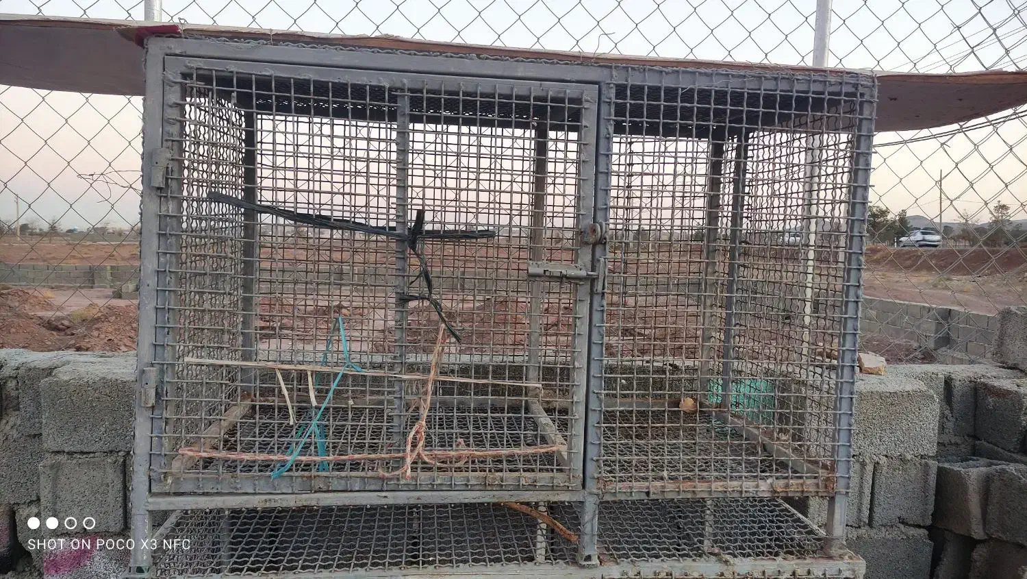 دو عدد قفس پرنده و... اهنی سالم و تمیز.|لوازم جانبی حیوانات|تهران, زرکش|دیوار