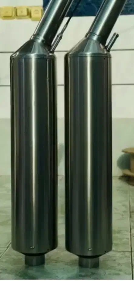 اگزوز cp1300 سه تا هفت سوتی|قطعات یدکی و لوازم جانبی|تهران, امیریه|دیوار