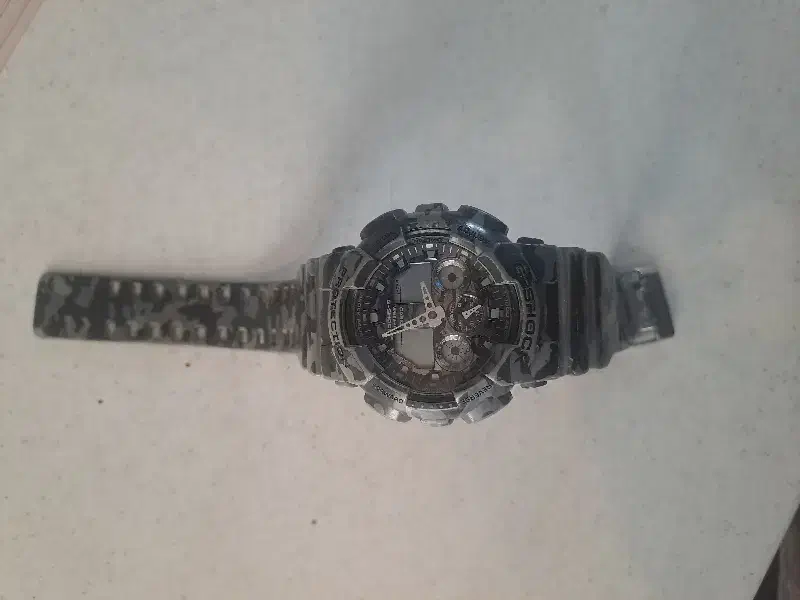 ساعت مچی|ساعت|تهران, سردارجنگل|دیوار