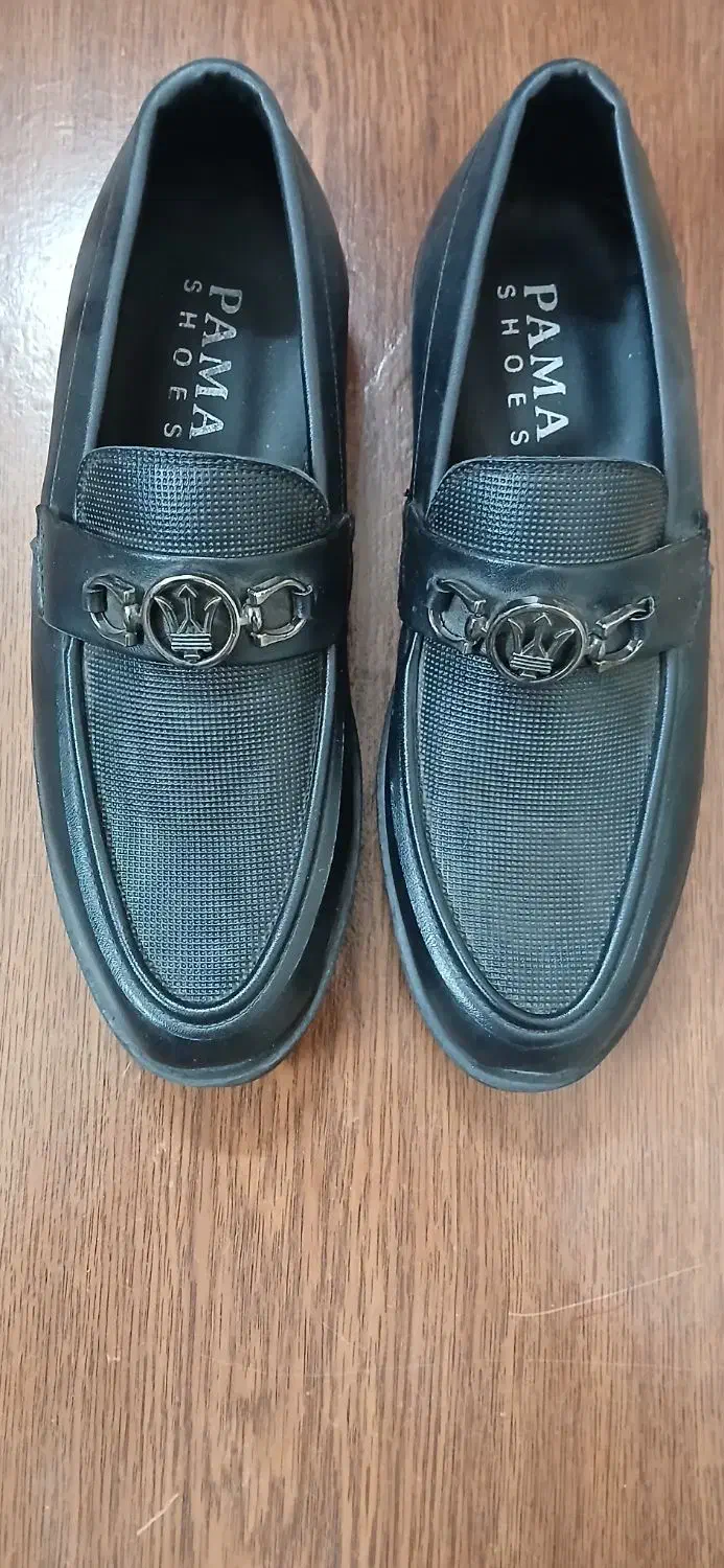 کفش سایز ۳۹ جنس خوب|کیف، کفش، کمربند|بومهن, |دیوار