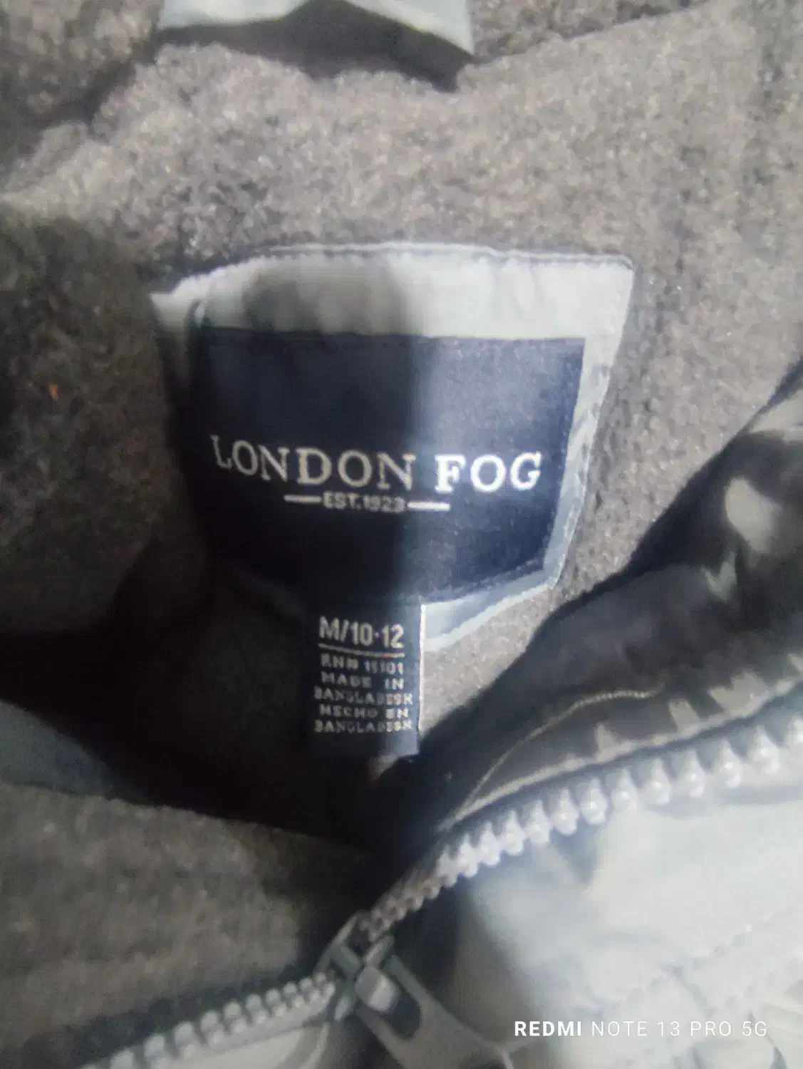 کاپشن خارجی|کفش و لباس بچه|صدرا-فارس, فاز ۲|دیوار