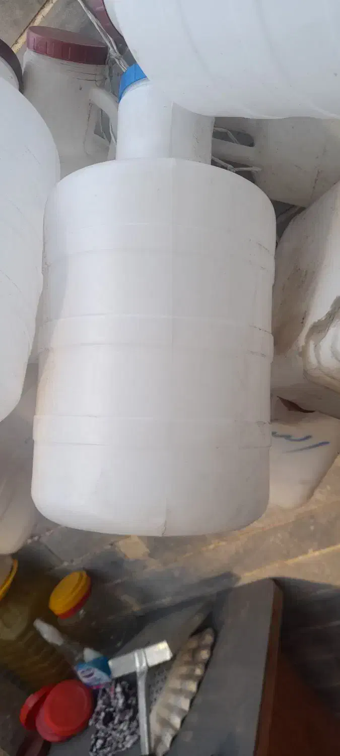 دبه وجار|ظروف نگهدارنده، پلاستیکی، یک‌بارمصرف|کرج, حصارک بالا|دیوار