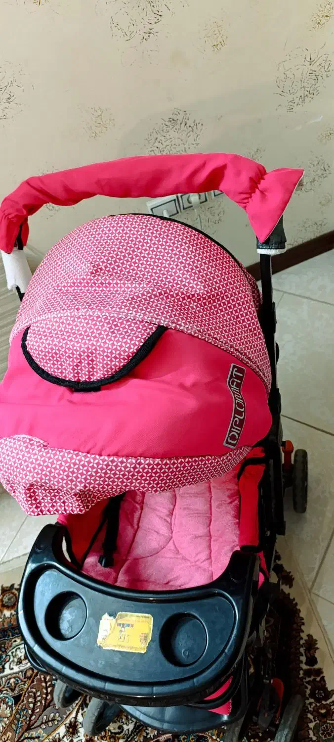 کالسکه و سه چرخه درحدنو|کالسکه و لوازم جانبی|گلبهار, شهر جدید گلبهار|دیوار