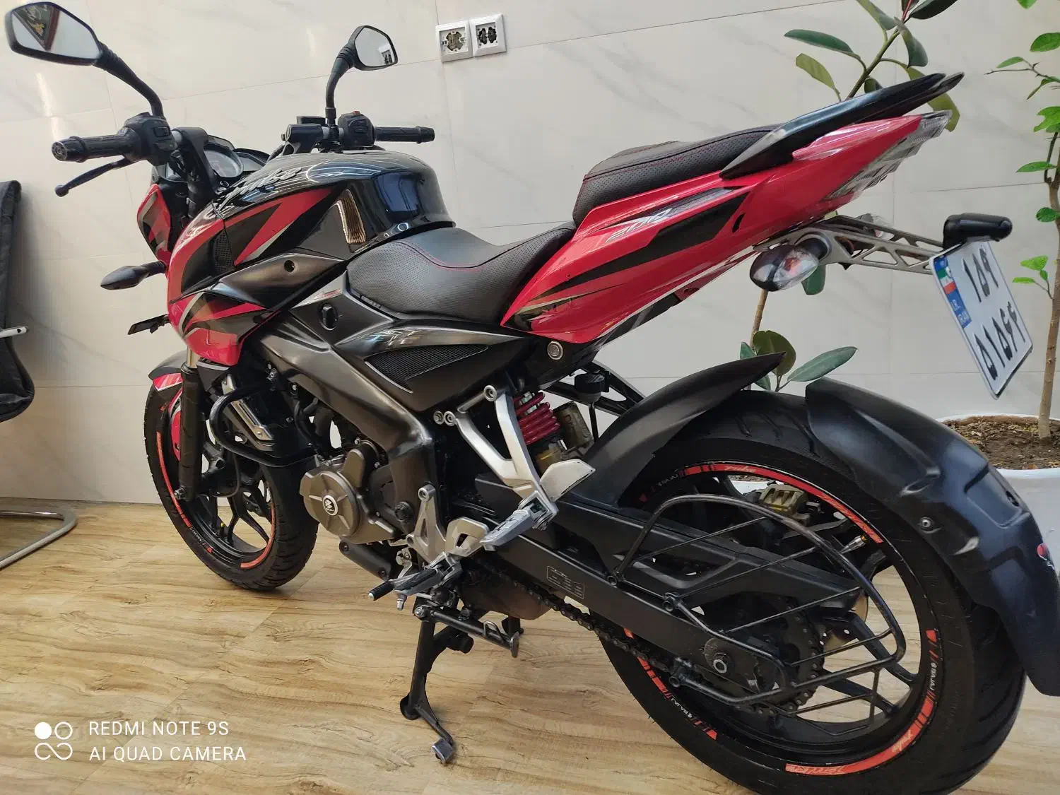 متور ns 200 در حد خشک|موتورسیکلت|هشتگرد, کوی یاران|دیوار