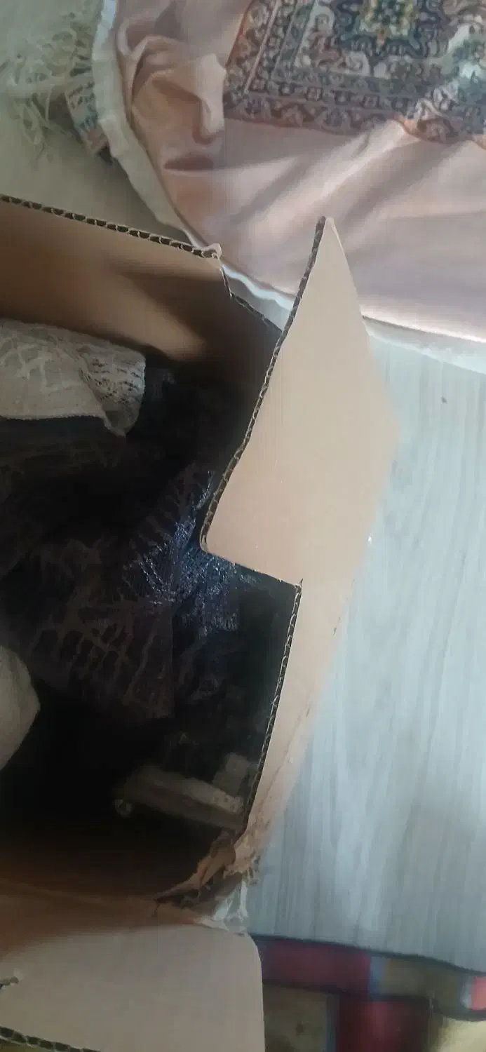 پرده پنجره|اشیا|تبریز, |دیوار