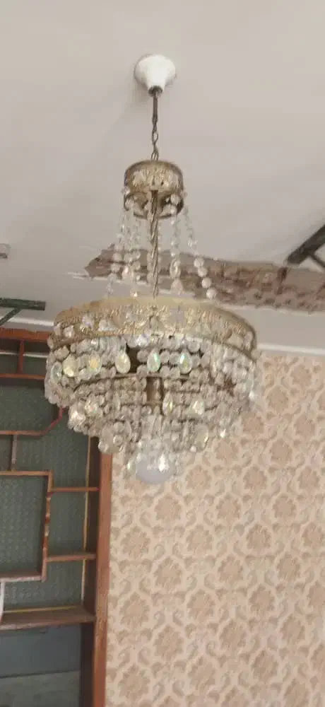 سه عدد لوستر|لوستر و چراغ آویز|شیراز, لاله|دیوار