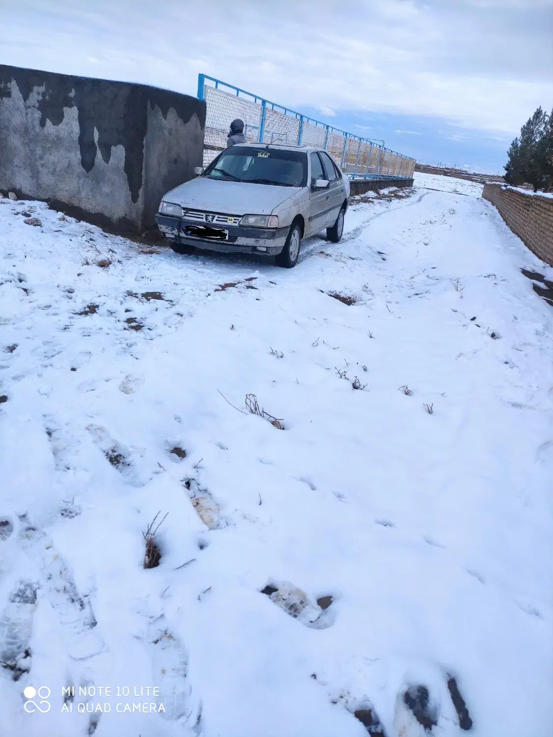 405 مدل 84|خودرو سواری و وانت|تربت جام, میان جام|دیوار