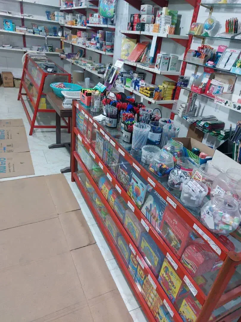 فروش ویترین و قفسه فروشگاه|حراج|آمل, |دیوار