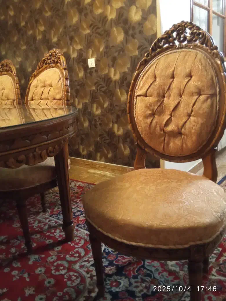 نهار خوری استیل ۸ نفره تمام چوب و شیشه روش|میز و صندلی غذاخوری|تهران, سید خندان (جلفا)|دیوار