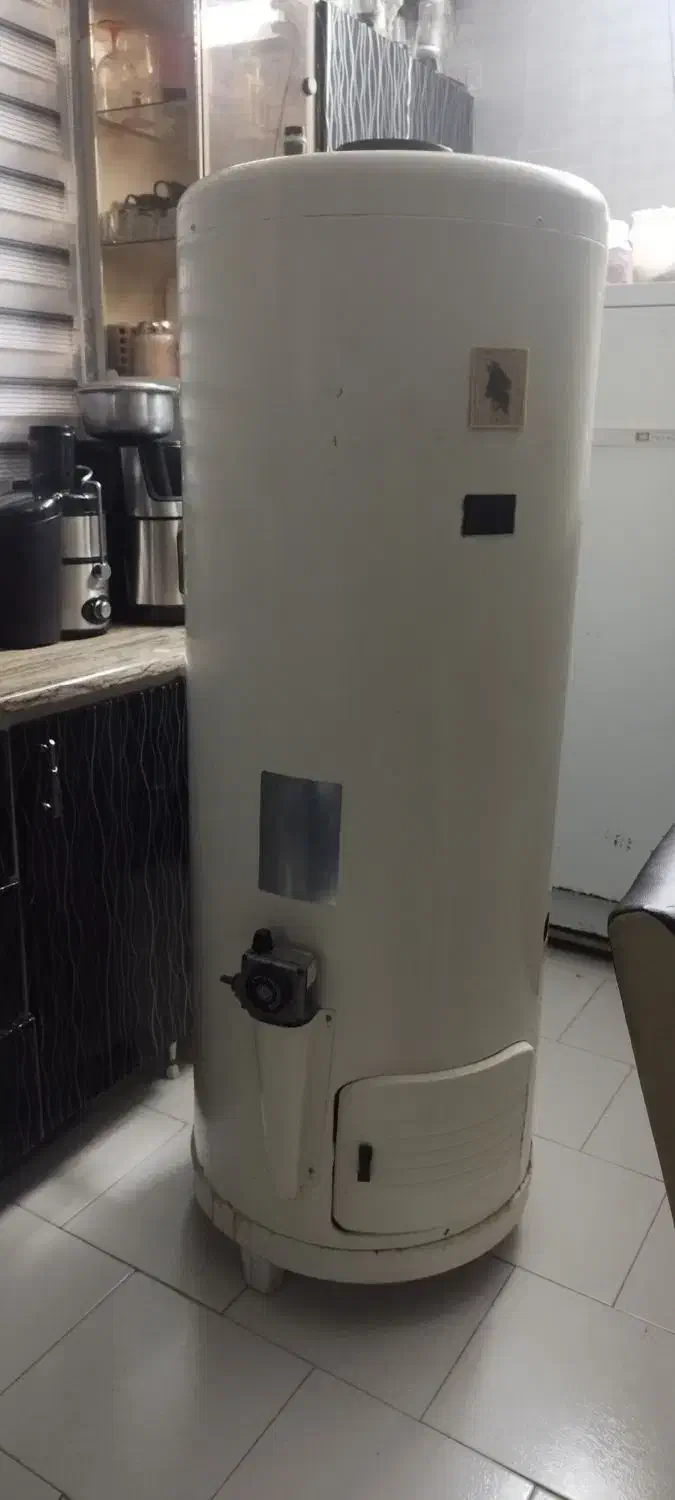 آبگرمکن مخزن دار|آبگرمکن، پکیج، شوفاژ|شاهرود, |دیوار