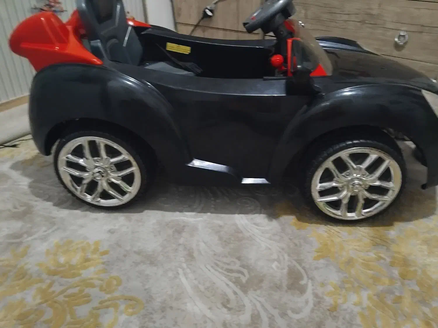 ماشین شارژی|اسباب‌بازی بچه|نسیم‌شهر, |دیوار