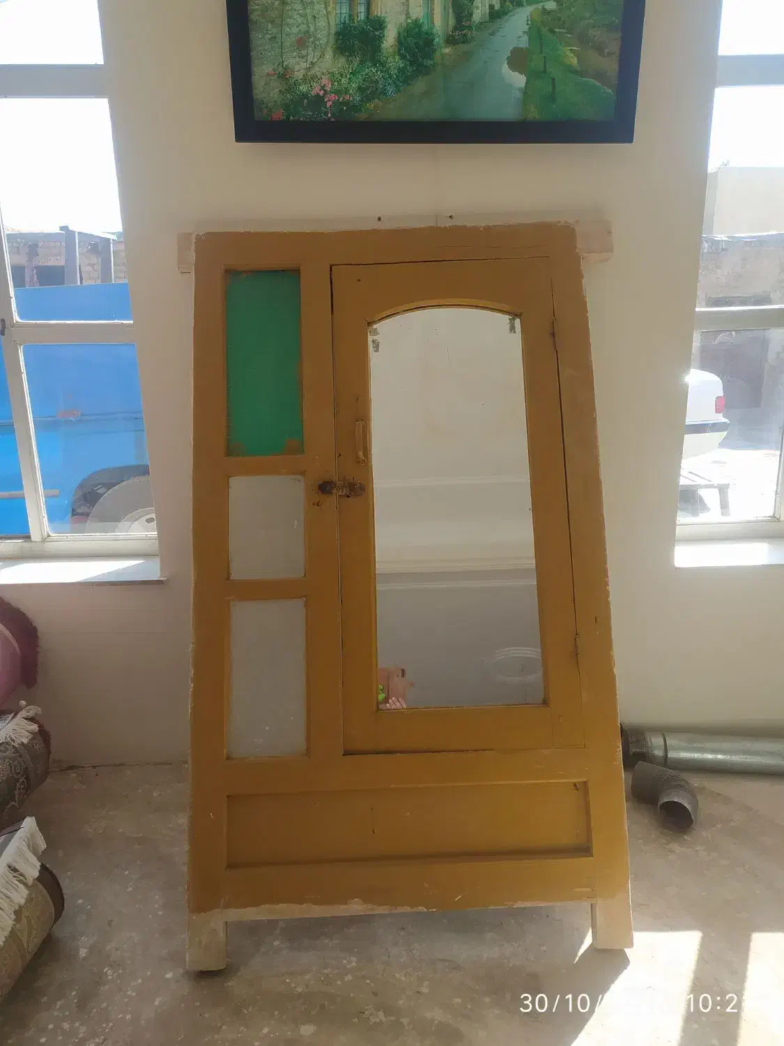 گنجه قدیمی|کتابخانه، شلف، قفسه‌های دیواری|بهار, |دیوار