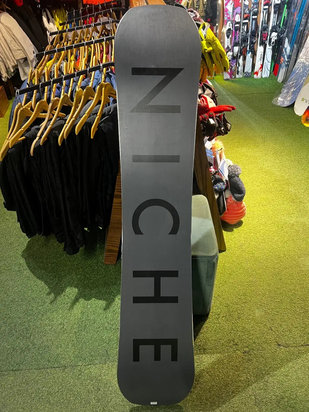 نیچ اسنوبرد ساخت کشور اتریش ۱۴۹|ورزش‌های زمستانی|تهران, سیمای ایران|دیوار