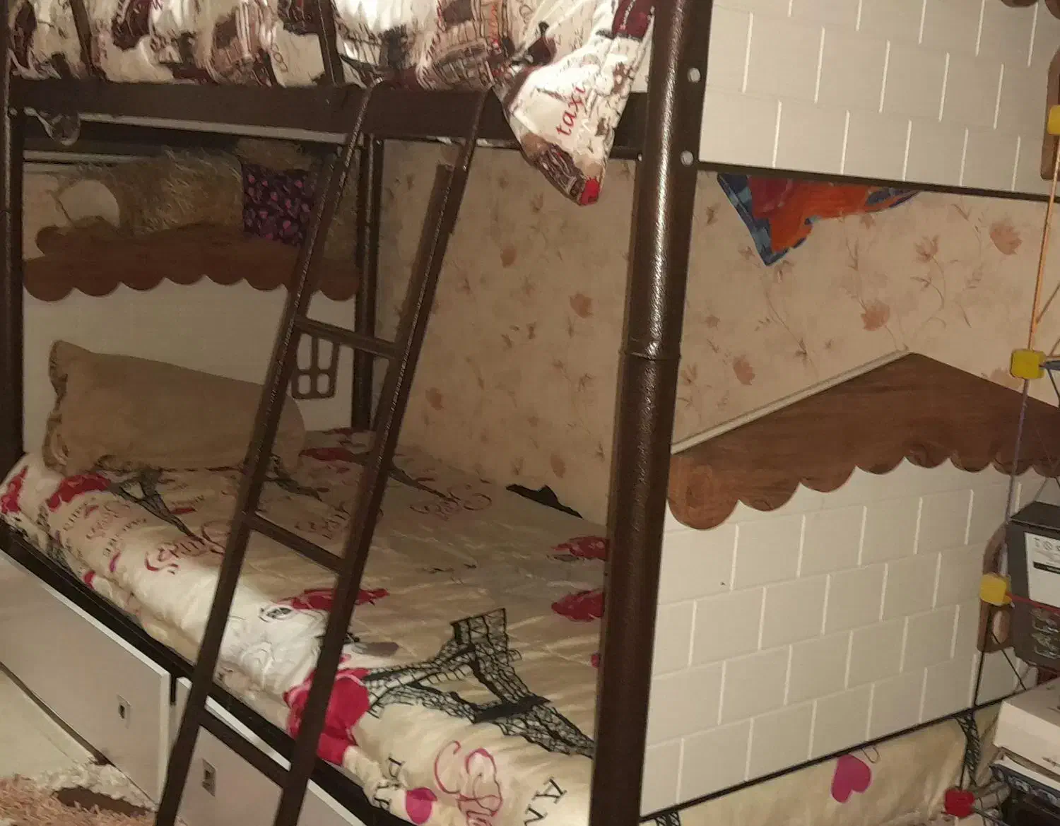 تخت دونفره|تخت و سرویس خواب|کرمان, |دیوار