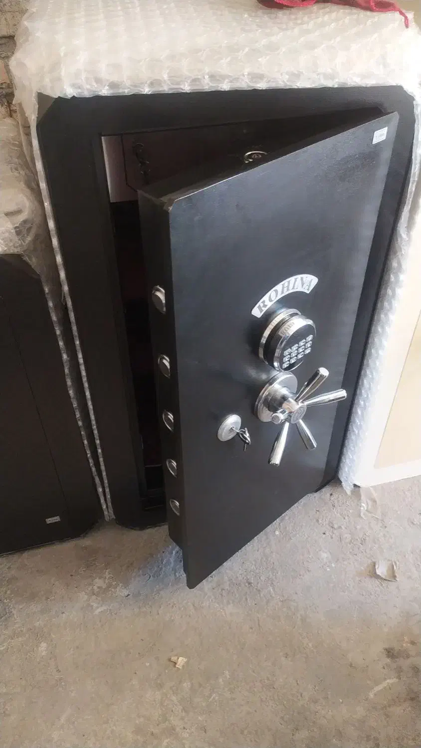 گاوصندوق نسوز rohna T660فولاد صنعت|ابزارآلات|کاشان, عربها|دیوار