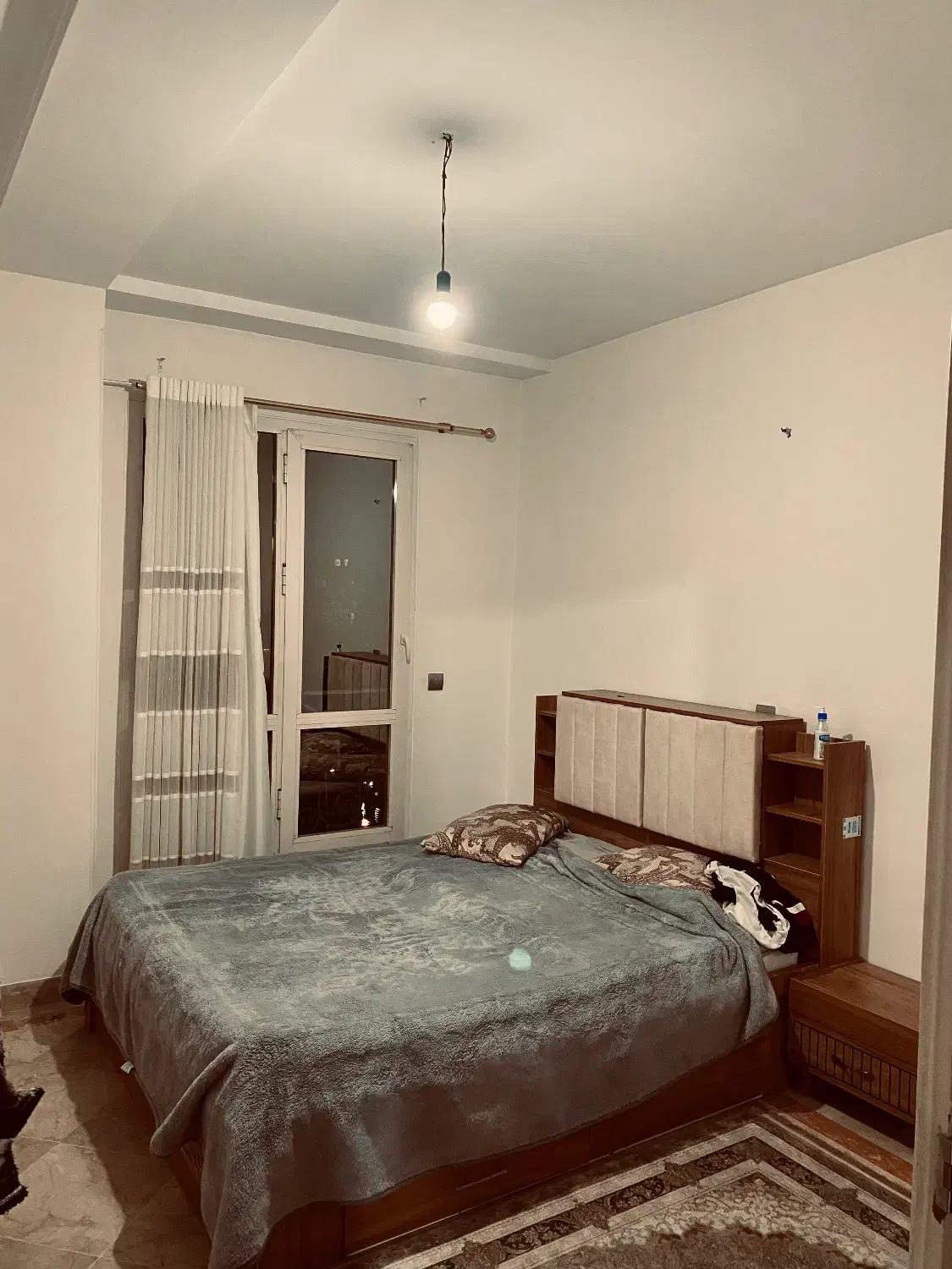 واحد ۱۰۰ متری گلچین جنوبی برج گلستان