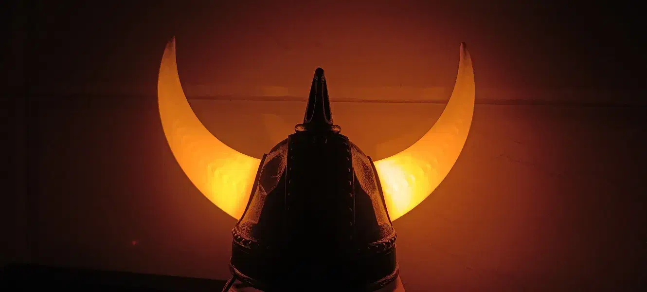 کلاه وایکینگی چراغ دار داشبورد خودرو|قطعات یدکی و لوازم جانبی|اصفهان, هزارجریب|دیوار